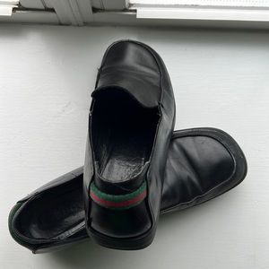 I have a pair of Black Gucci loafers sz 8